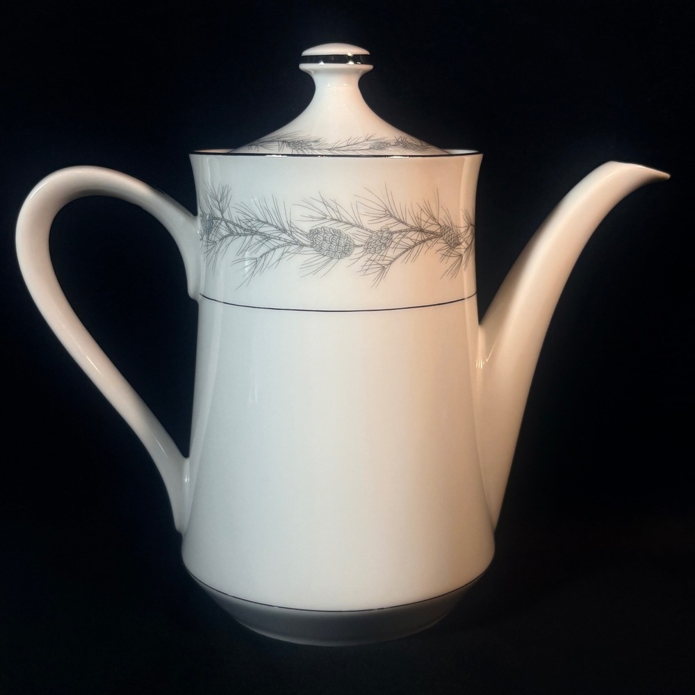Style House Duchess Fine China 4 Cup Coffee Pot White Grey Pinecone Platinum
